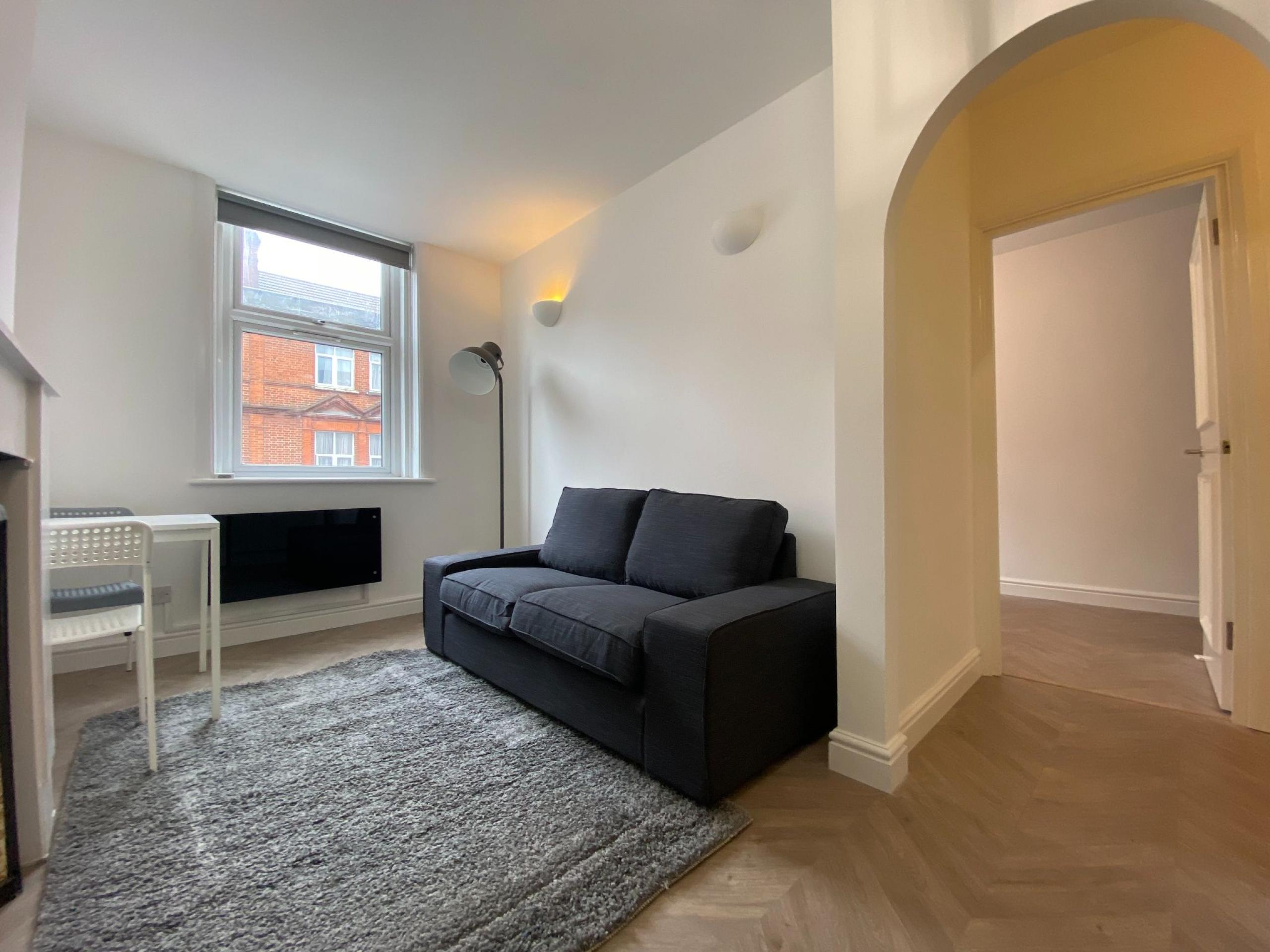 Stunning Fully Renovated Garden Apartment High Road, Willesden Green NW10